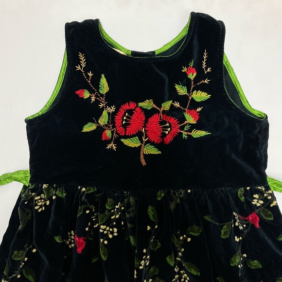 April Cornell Girls 9/10 Black Velvet Floral Embroidered Vintage Flare Dress - Picture 3 of 10